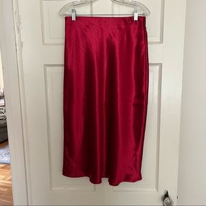 Red satin maxi midi skirt - size M